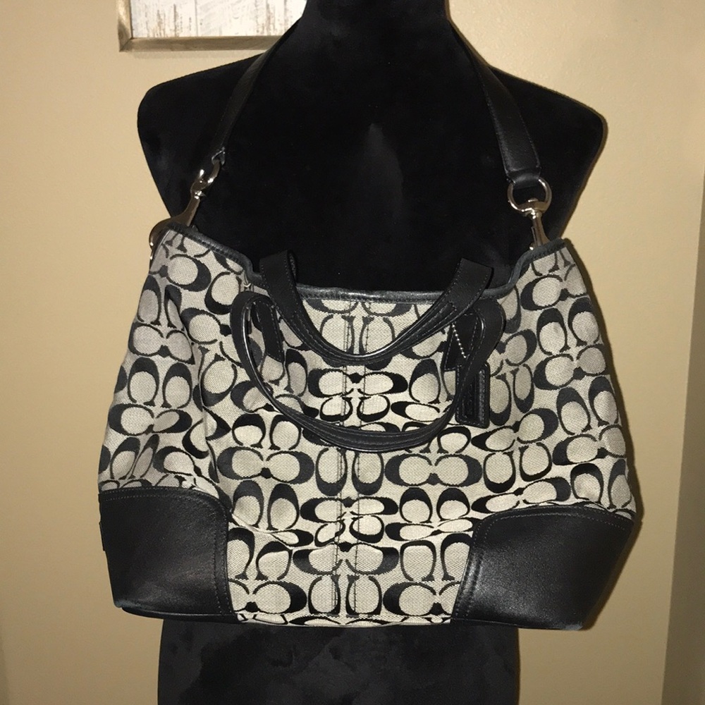 COACH Hadley Duffle